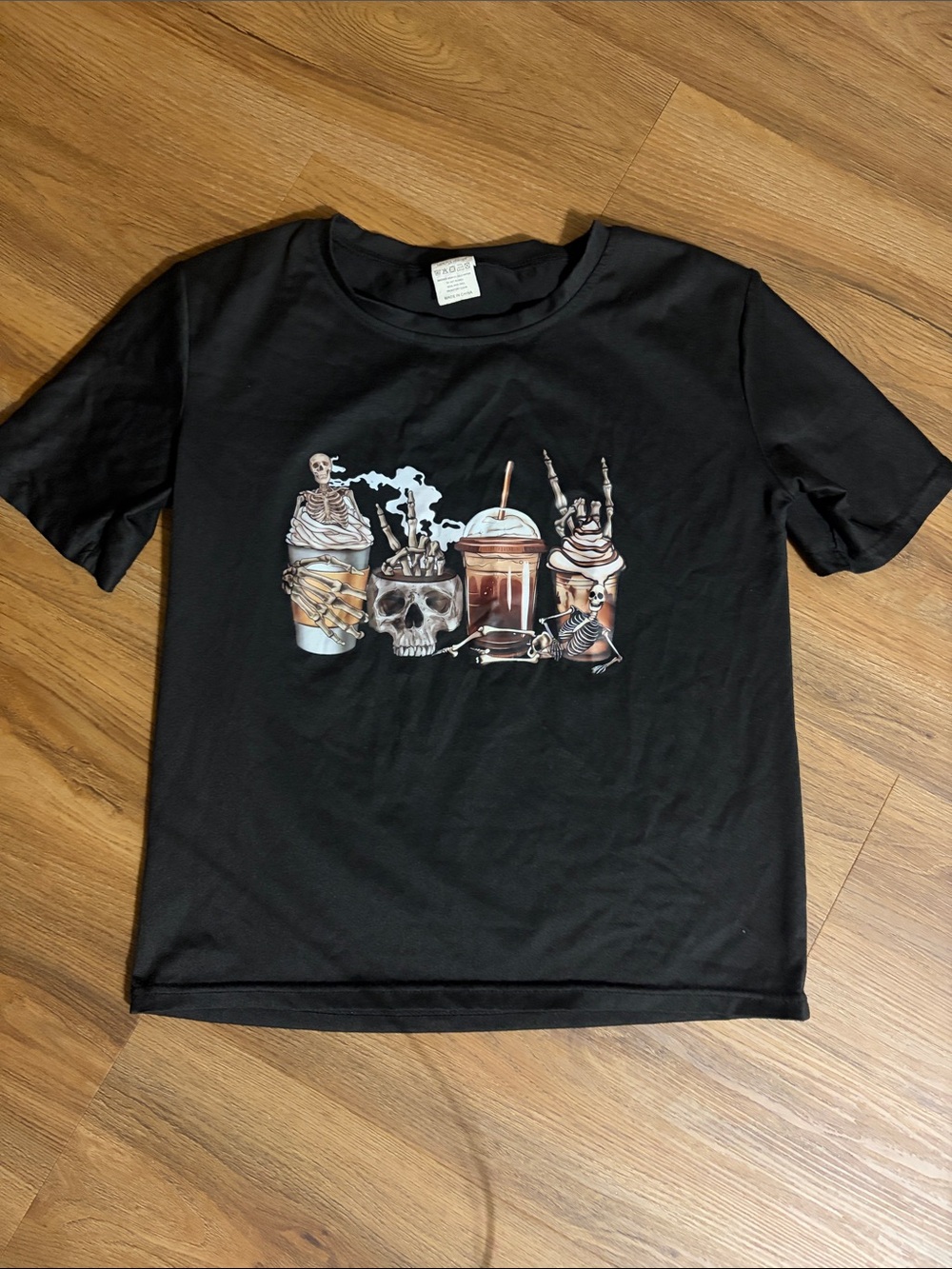Women’s small crop tee